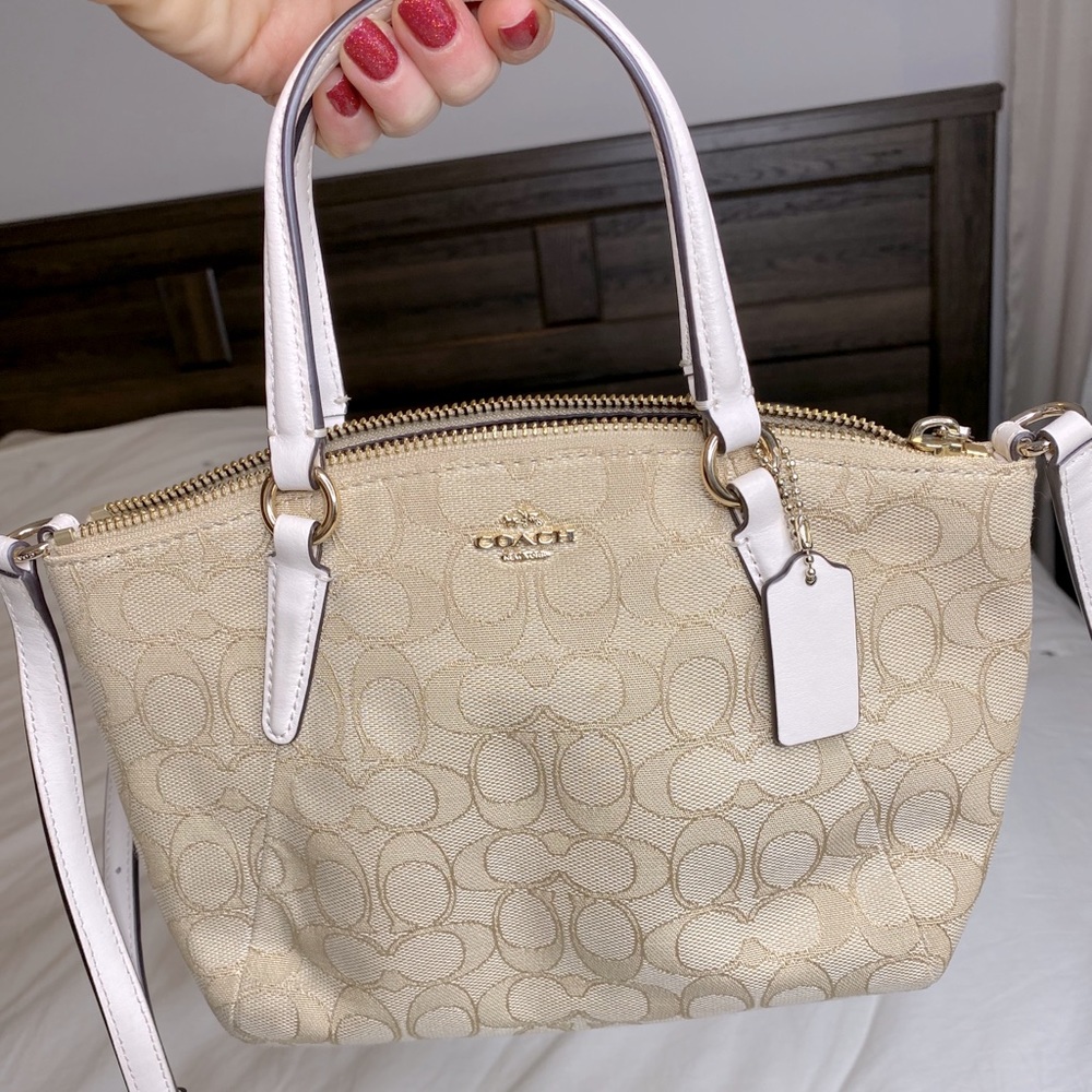 Coach purse crossbody